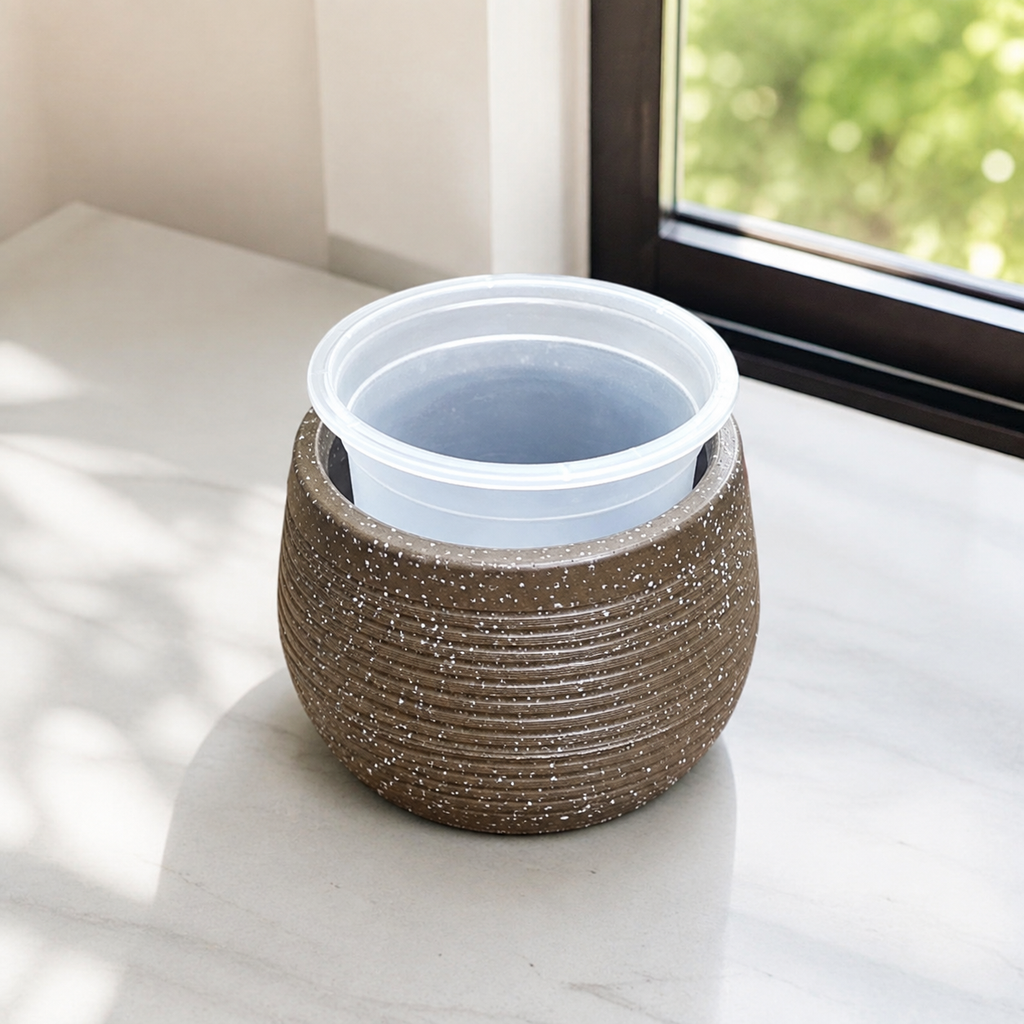 Roto Ripple Self-Watering Planter