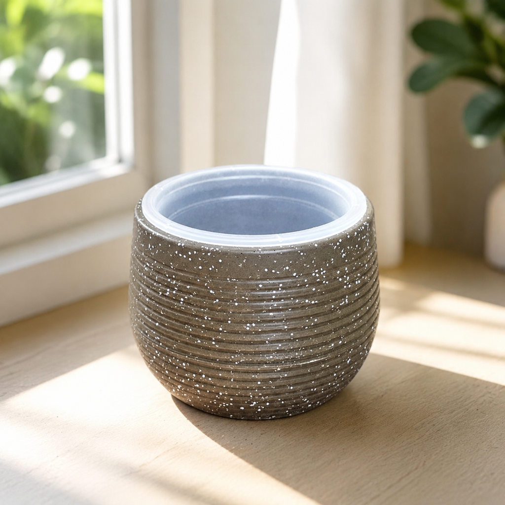 Roto Ripple Self-Watering Planter