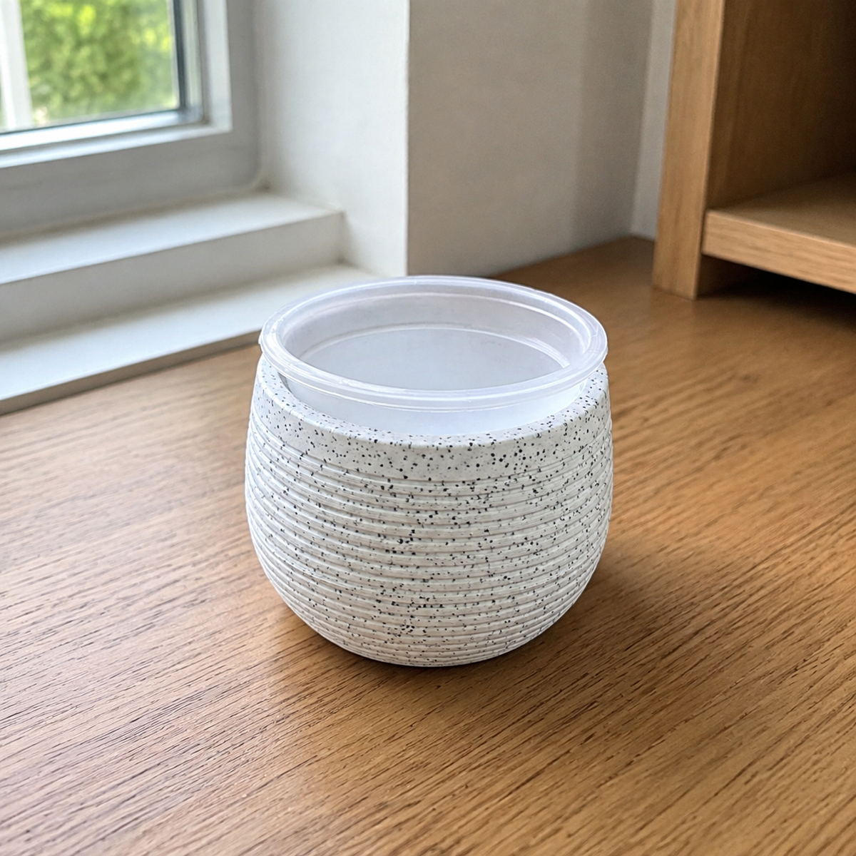 Roto Ripple Self-Watering Planter