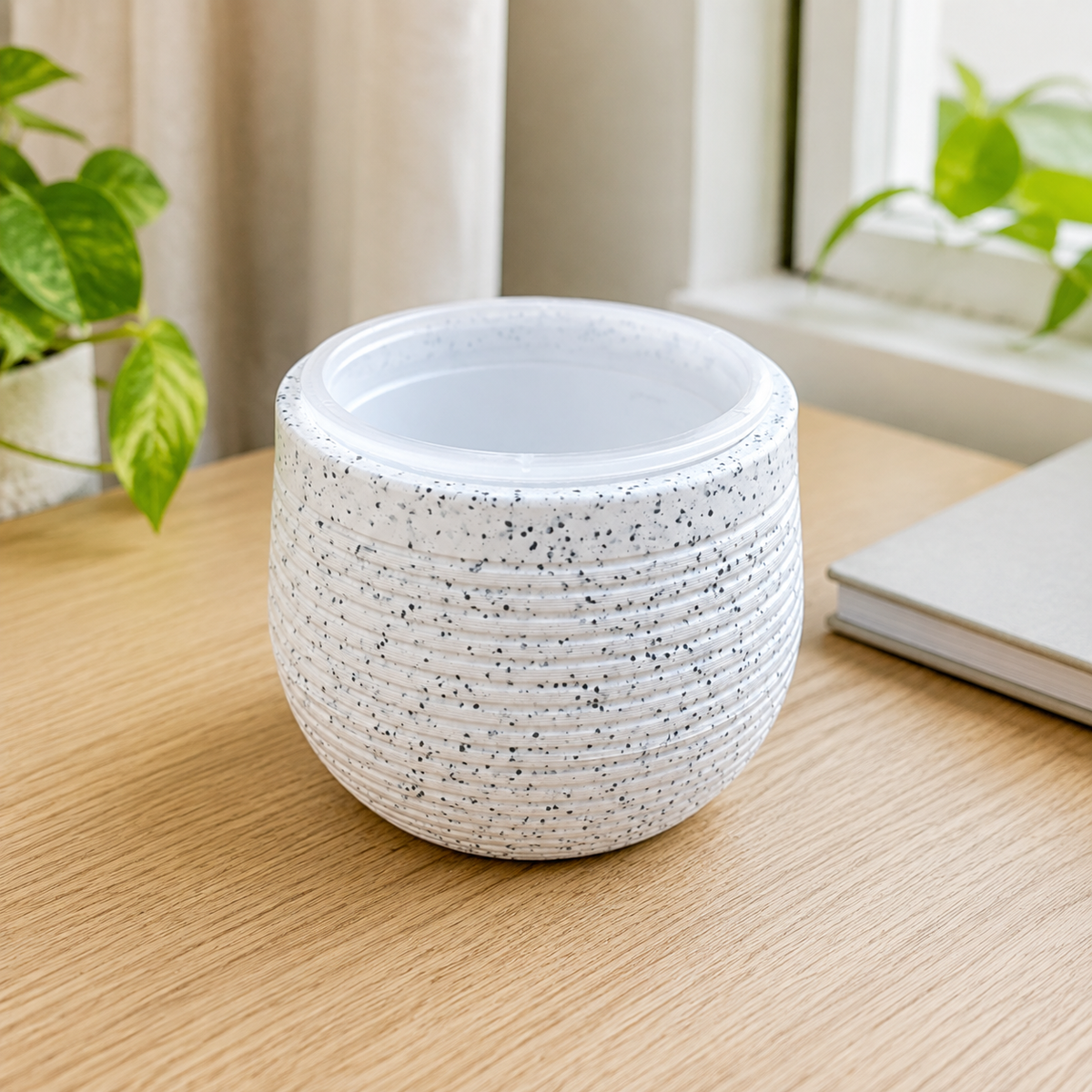 Roto Ripple Self-Watering Planter