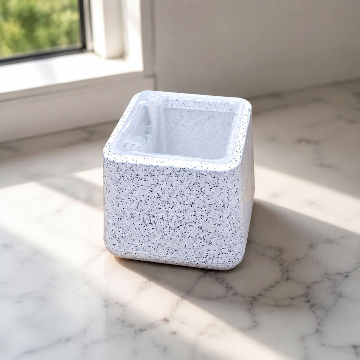 Roto Taper Self-Watering Planter